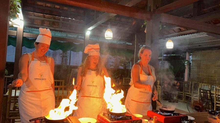 Hoi an : Cooking Class With Phở and Bamboo Basket Boat Tour