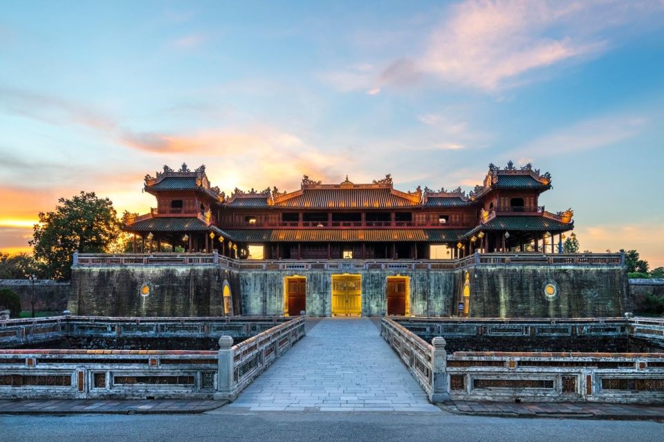 Hue City Tour and Dragon Boat Trip Small Group From Hue