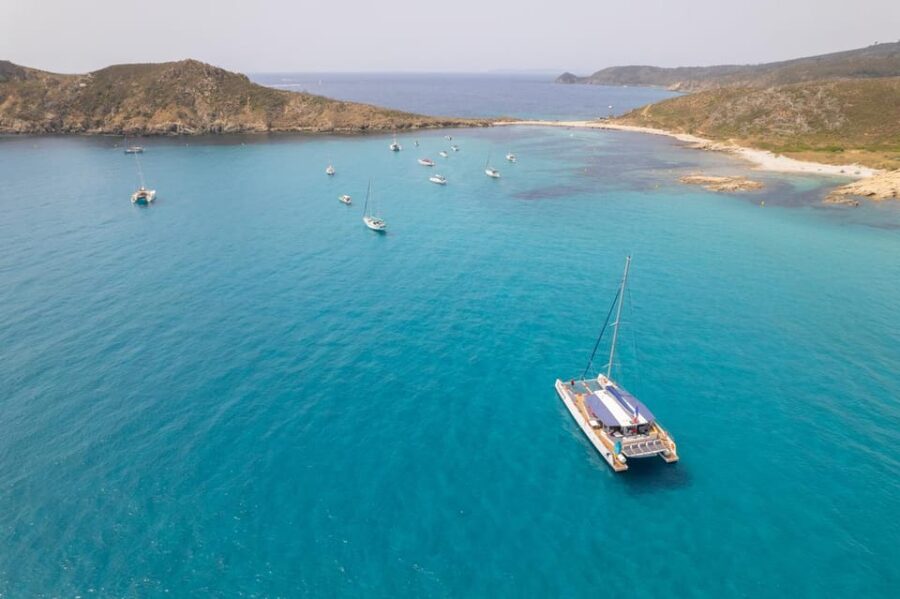 Hyères, Brégançon & Porquerolles: Full-Day Cruise With Meal