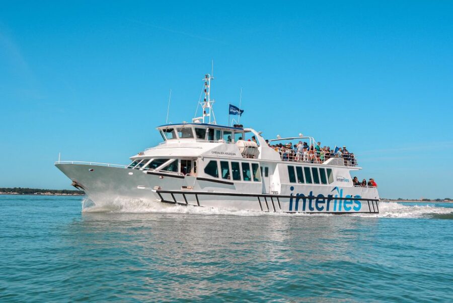 La Rochelle: Boat Trip to Fort Boyard (2h00)