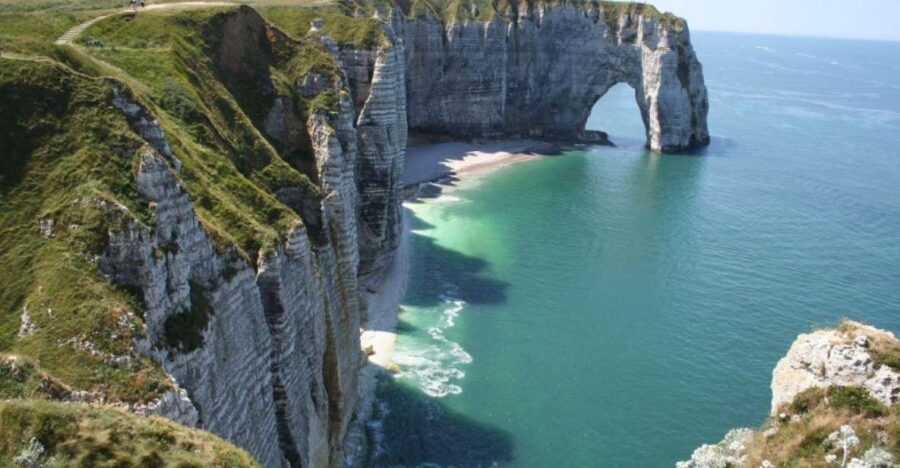 Le Havre to Etretat & Honfleur : Small Group Private Tour