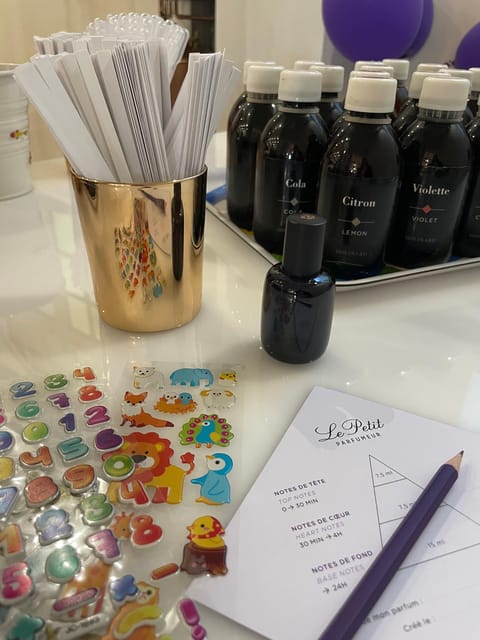Le Petit Parfumeur: Perfume Creation Children in Grasse