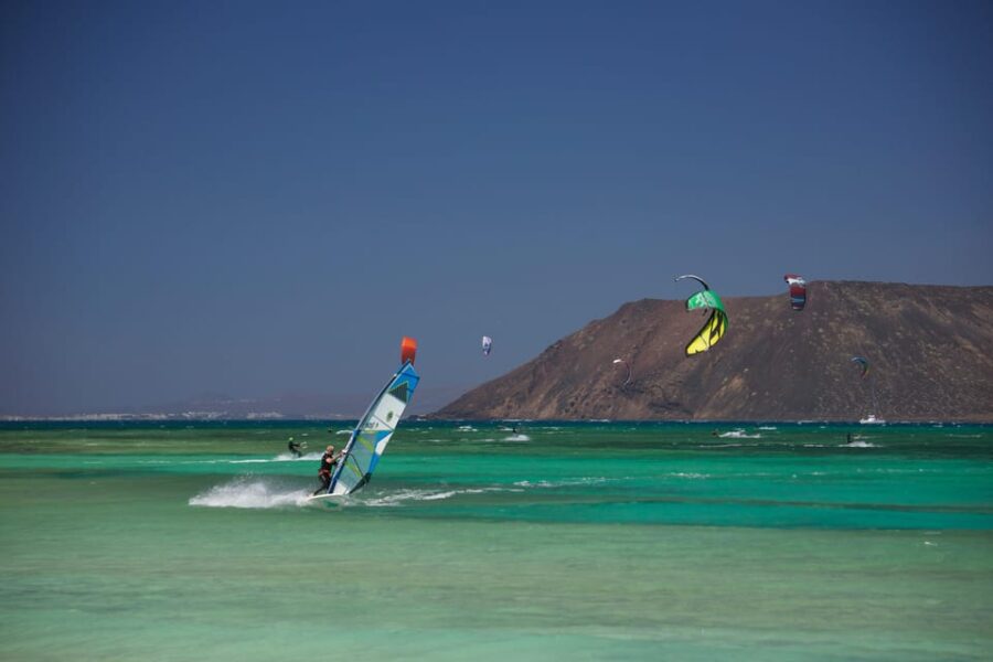 Learn to Windsurf in Fuerteventura!