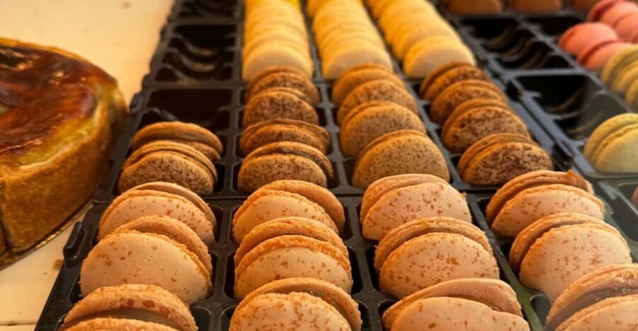 Lyon: Ultimate Bakeries, Chocolate and Pastries Food Tour