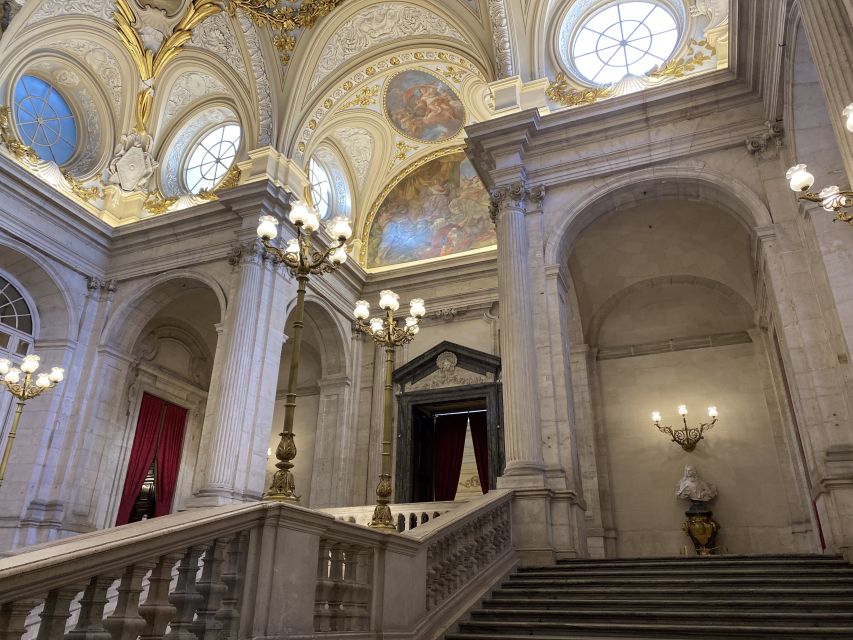 Madrid: Prado Museum and Royal Palace Tour