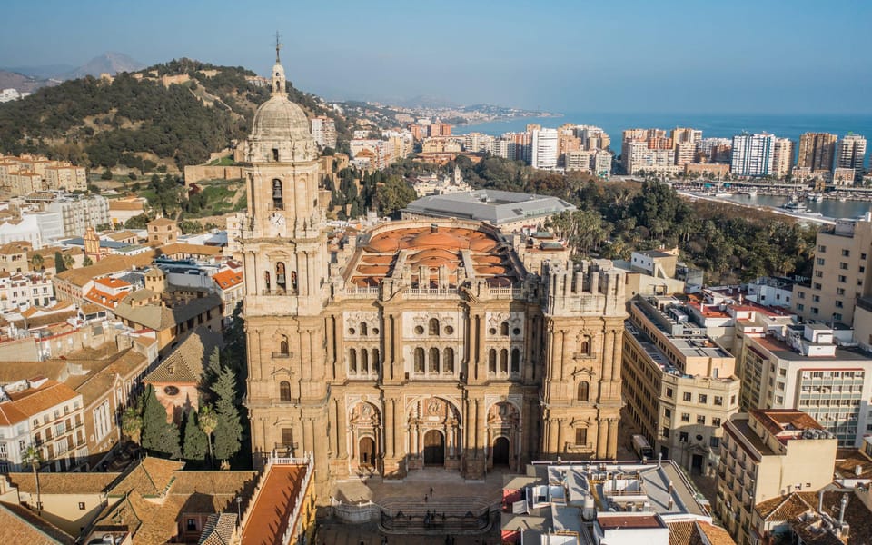 Málaga: Alcazaba and Historical City Center Private Tour