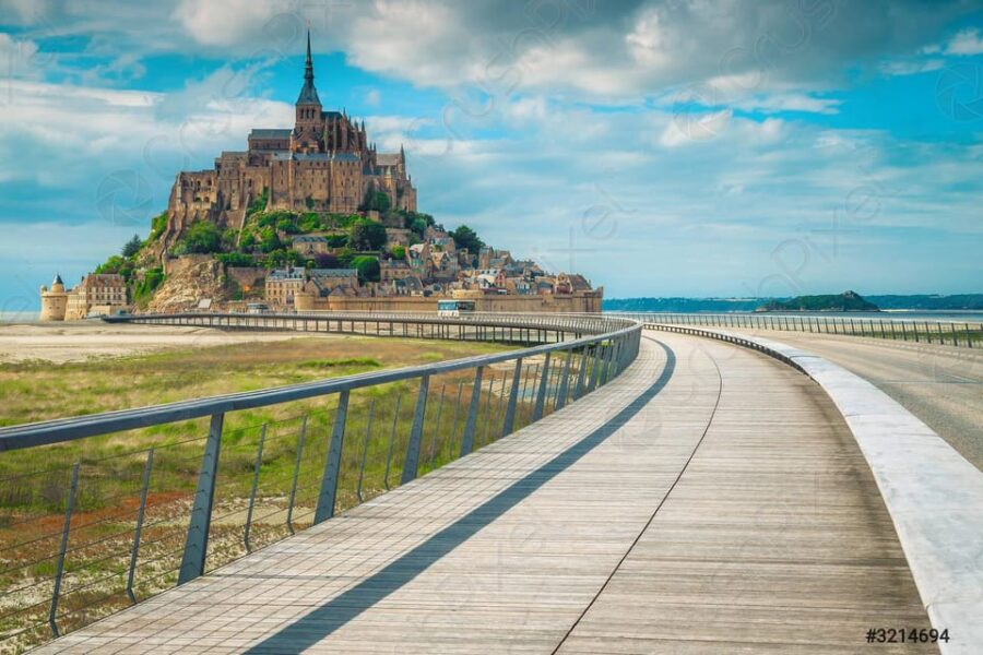 Mont Saint Michel: Village History and Legends Walking Tour