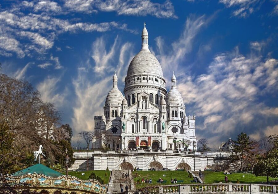Montmartre Walking Tour With a Local Guide