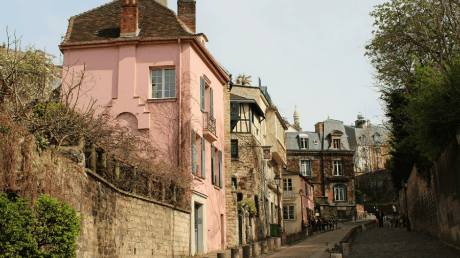 Montmartre Walking Tour With Ticket to the Sacré Coeur Dome