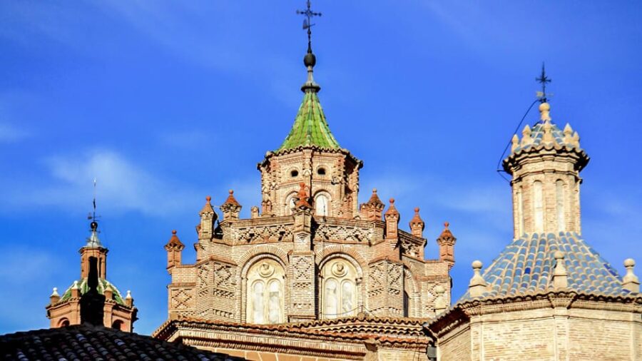 Monumental, Legendary and Unknown Teruel.
