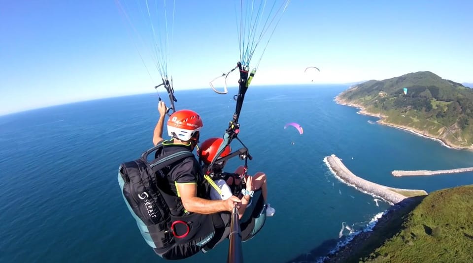 Paragliding in Basque Region