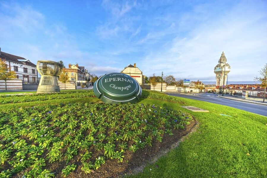 Paris: Champagne & Christmas Markets Tour of Reims & Epernay