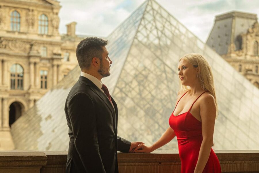 Paris: Eiffel Tower & Louvre Private Photoshoot - Overview of the Photoshoot Experience