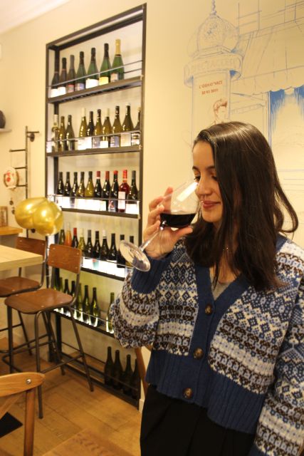 Paris: French Wine and Cheese Guided Tasting - Experience Overview