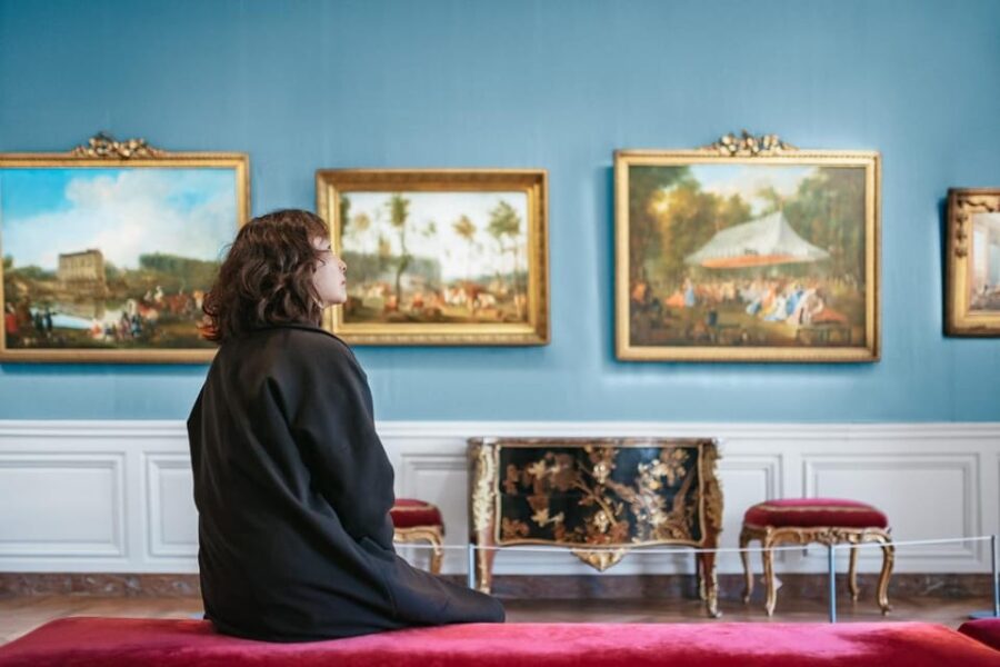 Paris: Kings Louis XV and XVI Private Apartments VIP Tour