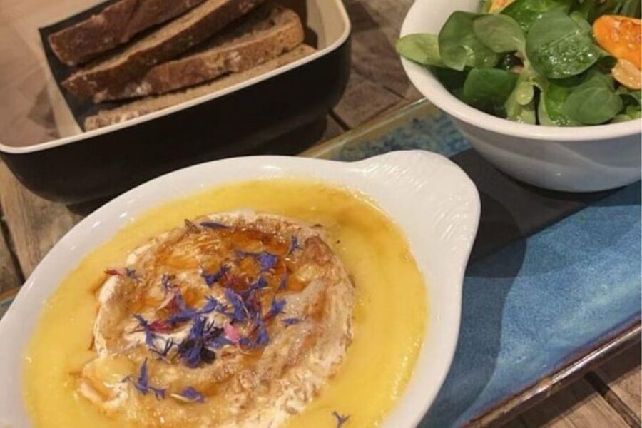 Paris: Latin Quarter Food and Wine Tour With a Local Guide
