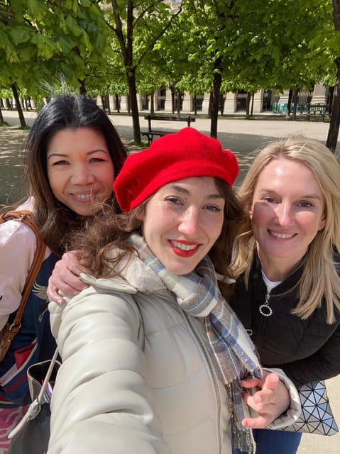 Paris Like Emily: A Tour of Iconic Filming Locations