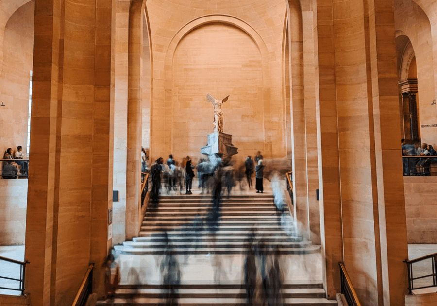 Paris: Louvre Museum Ticket & Exclusive Immersive AudioGuide