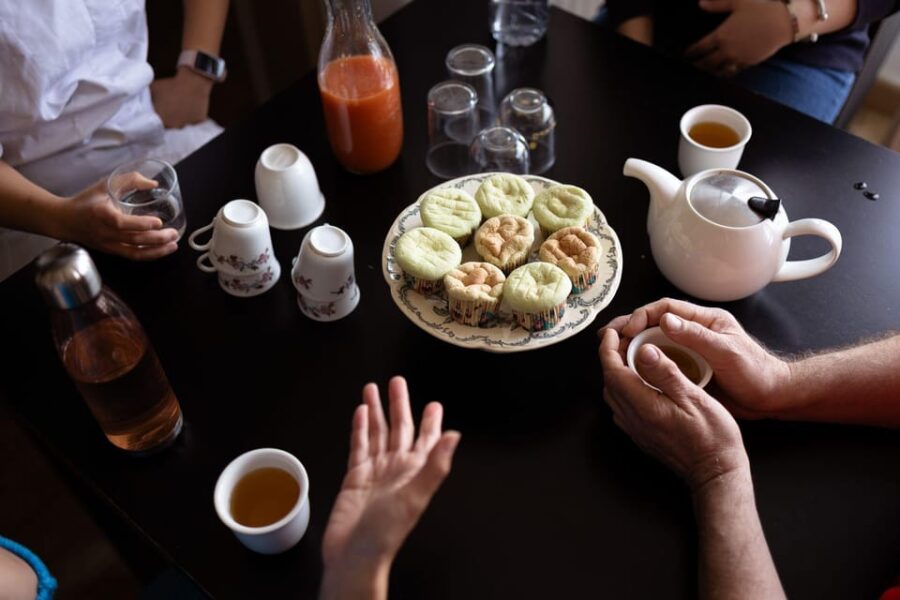 Paris: Macarons Class in a Parisian Home