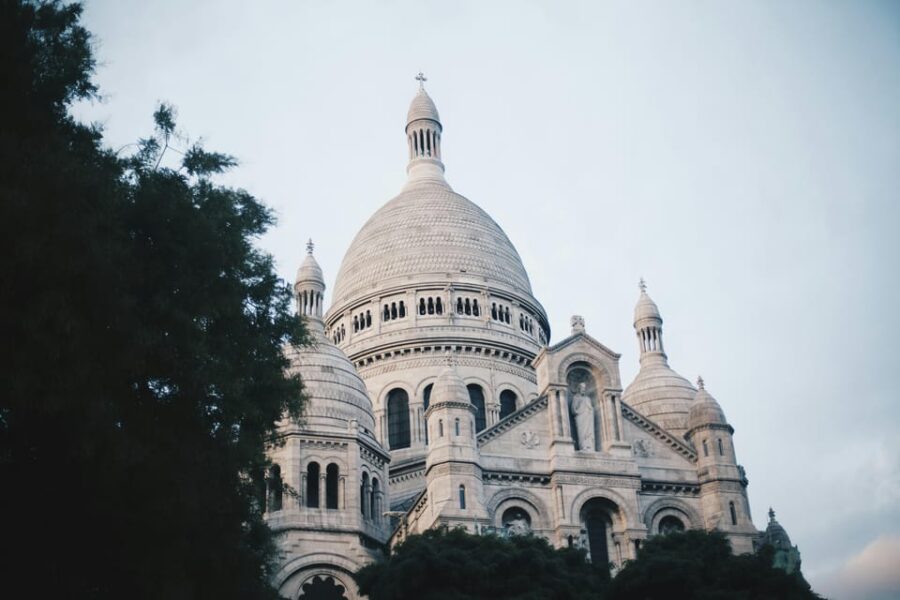 Paris: Montmartre, Champs Elysees, Trocadéro Walking Tour - Itinerary Highlights