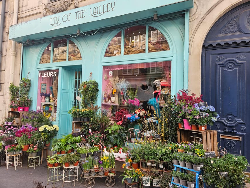 Paris: Montmartre Quarter Private Walking Tour