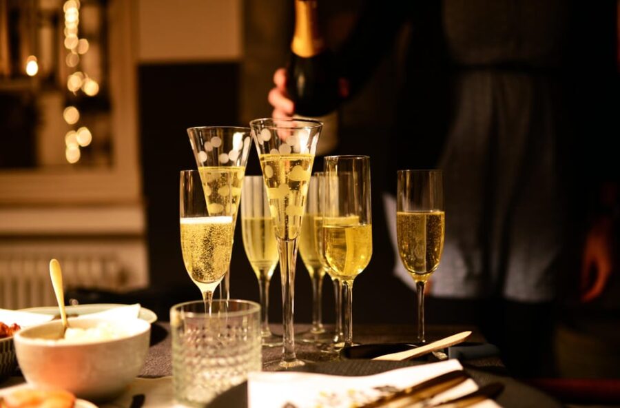Paris: Private Chauffeur-Driven Champagne Region Day Trip