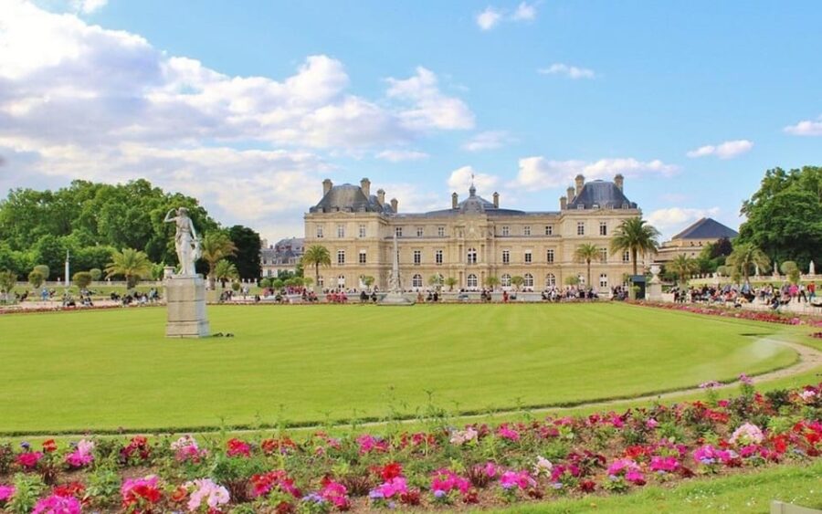 Paris: Private Full or Half-Day Sightseeing Tour With Local - Tour Overview and Pricing