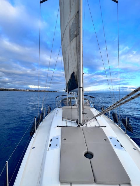 Pasito Blanco : Private Sailing Tour With Food & Drinks