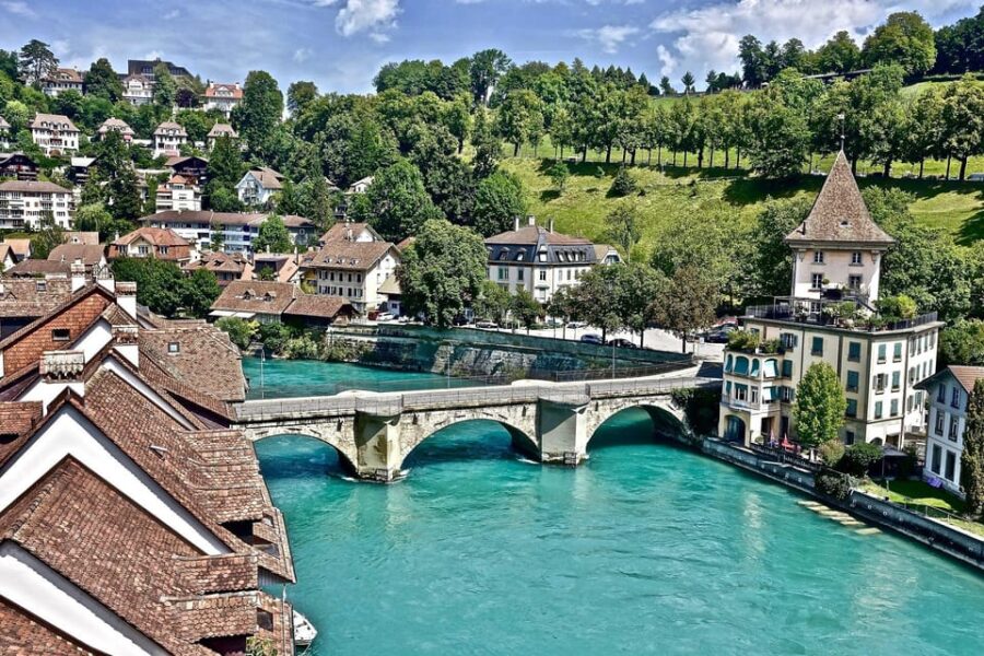 Private All Day Trip From Interlaken to Bern, in English