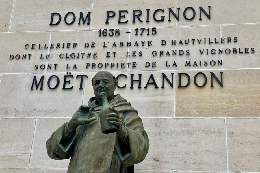 Private Champagne Moet Et Chandon Veuve Clicquot by Mercedes - Champagne House Tours