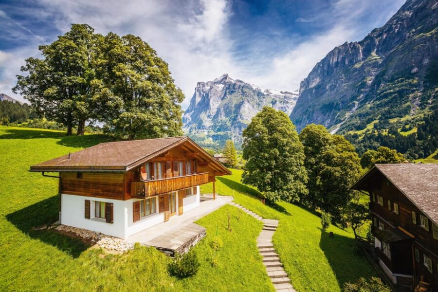 Private Day-Trip to Interlaken, Grindelwald & Lauterbrunnen
