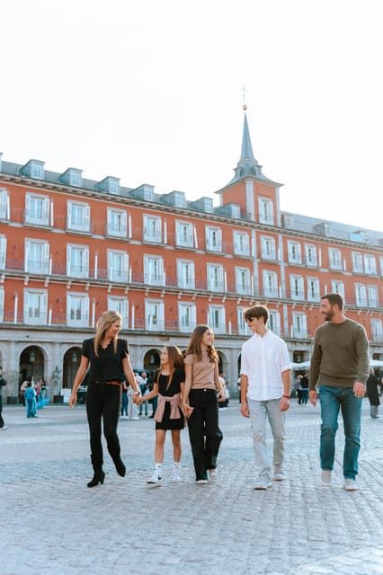 Private Professional Vacation Photoshoot in Madrid