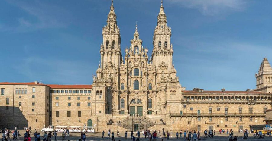 Santiago Compostela and Cathedral Day Trip From Porto