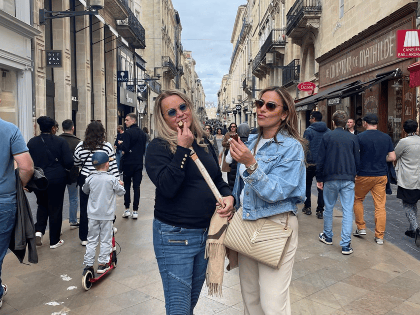 The Essential in Bordeaux, Private Tour With a Local