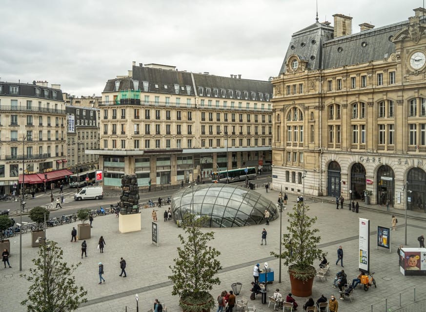 Visit the Saint-Lazare Station
