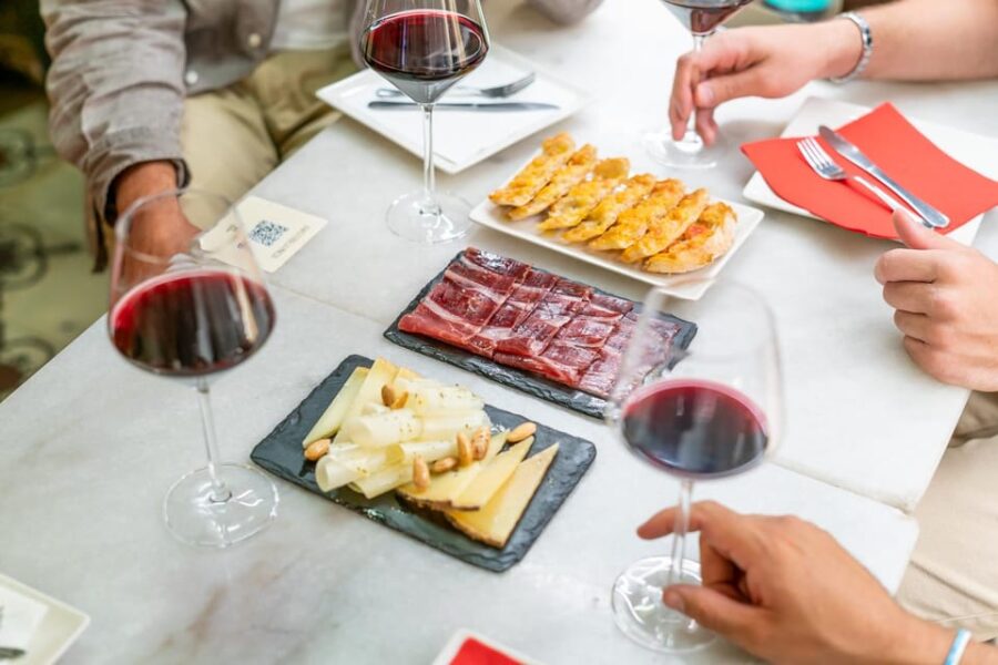 From Madrid: Traditional Villages, Winery Tour & Tapas Lunch