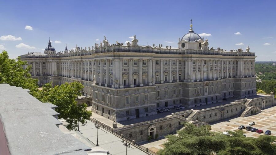 Madrid: Private Full-Day Tour – Fully Flexible With a Local