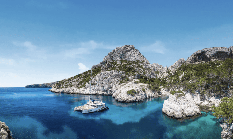 Marseille: Catamaran Day Trip With Meals in the Calanques