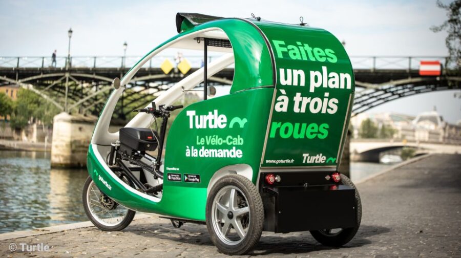 Paris: Private Guided Tour in Rickshaw Bike – Gustave Eiffel