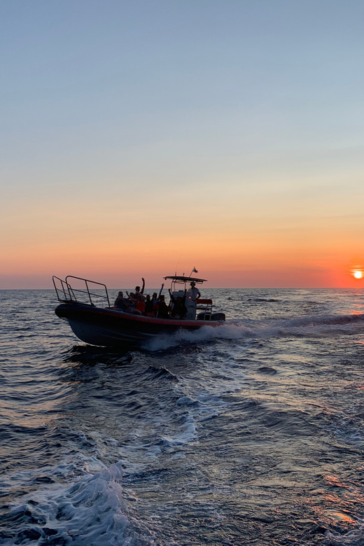 Sagone: Sunset Cruise to Calanques of Piana With Aperitif