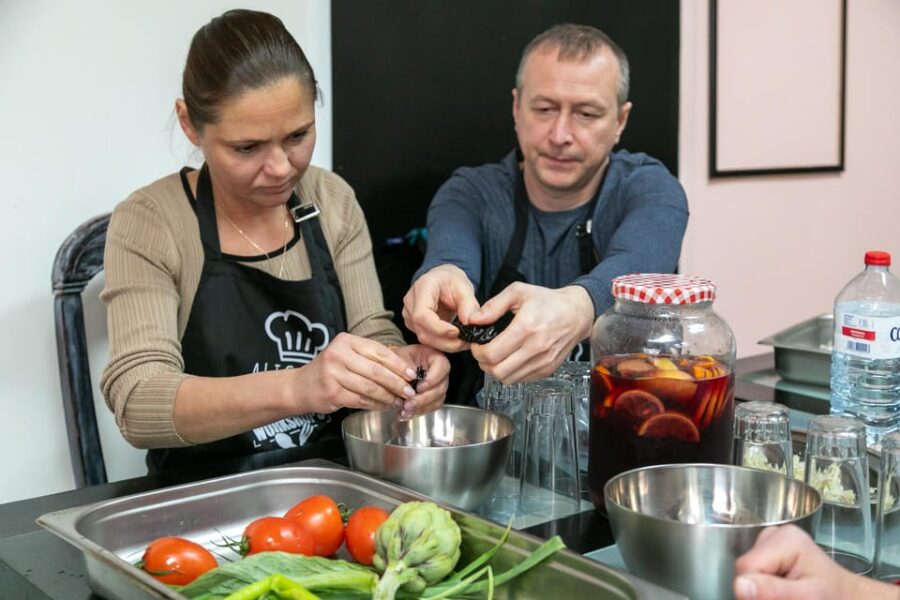 Alicante: Paella and Sangría Workshop With Market Visit - Booking Information