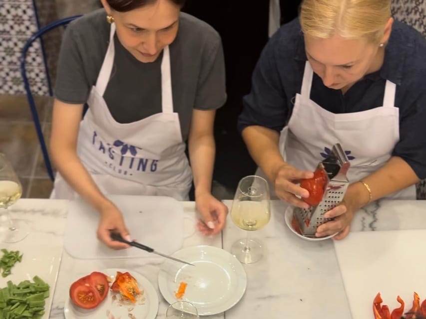 Alicante Paella Cooking Class, Tapas, Drinks and Market