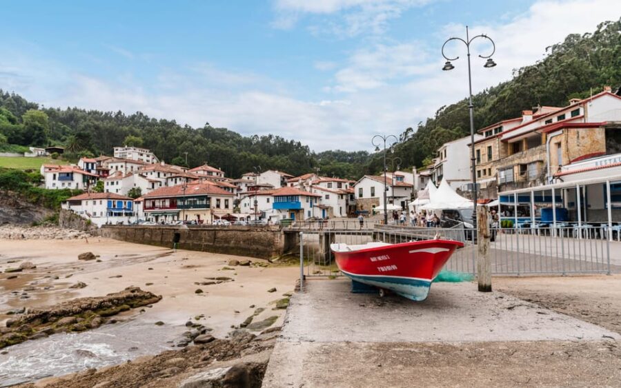 Asturias: Cider, Local Lunch, Villaviciosa, Tazones, Laboral