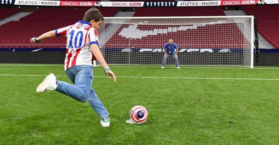 Atlético De Madrid Stadium Tour and Honorary Kick-Off