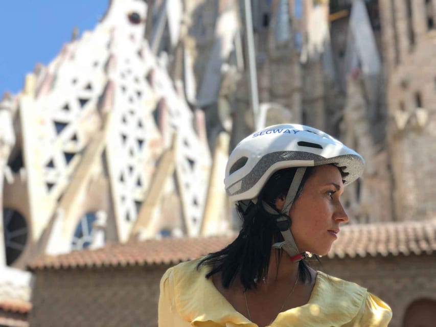 Barcelona: Gothic Quarter & Sagrada Familia Area Segway Tour