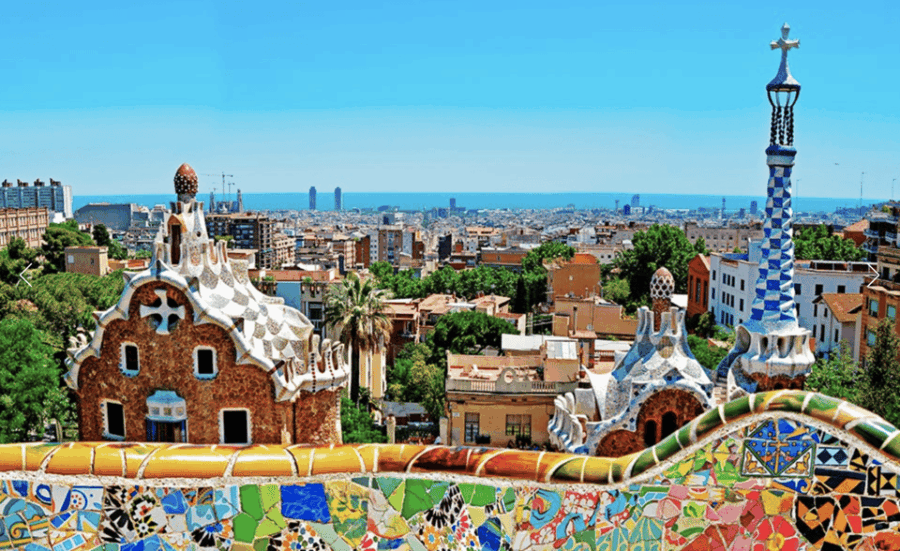 Barcelona Private Tour: Sagrada Familia,Park Güell & Pedrera