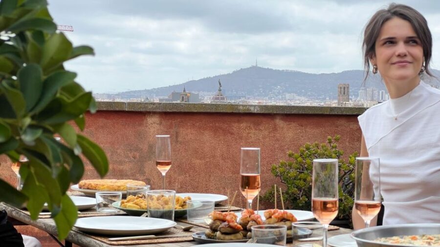 Barcelona: Rooftop Tapas and Sangria Class With a Chef