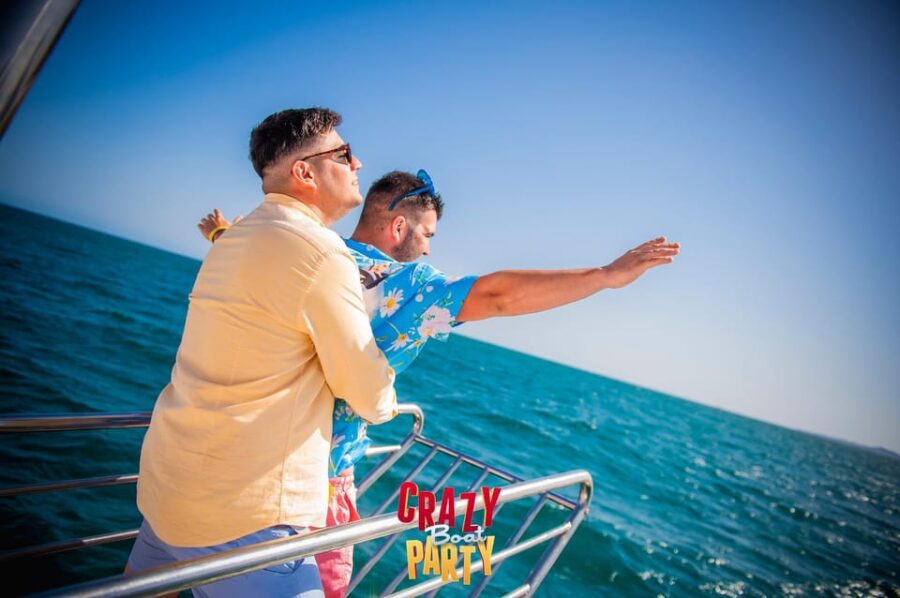 Benalmadena: Boat Party With a Drink
