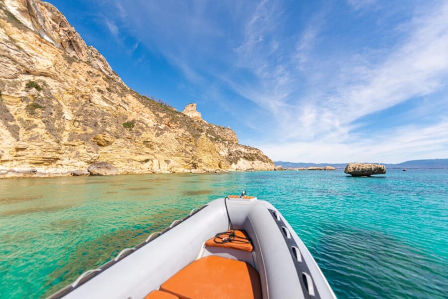 Cagliari: Boat Tour of the Heavenly Beaches, Food & Drinks