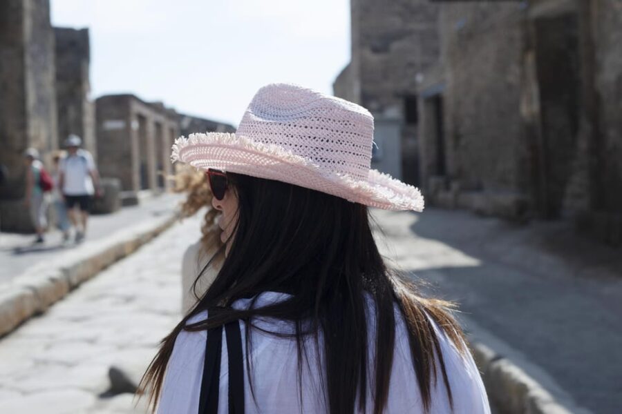 Discover Pompeii: English Walking Tour of the Buried City